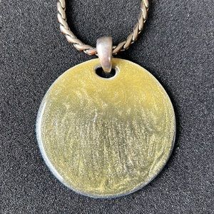 Stylish Round Pendant & silver tone chain  SUPER FAST SHIPPING